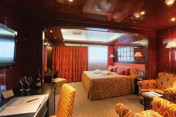 Ship accomodation